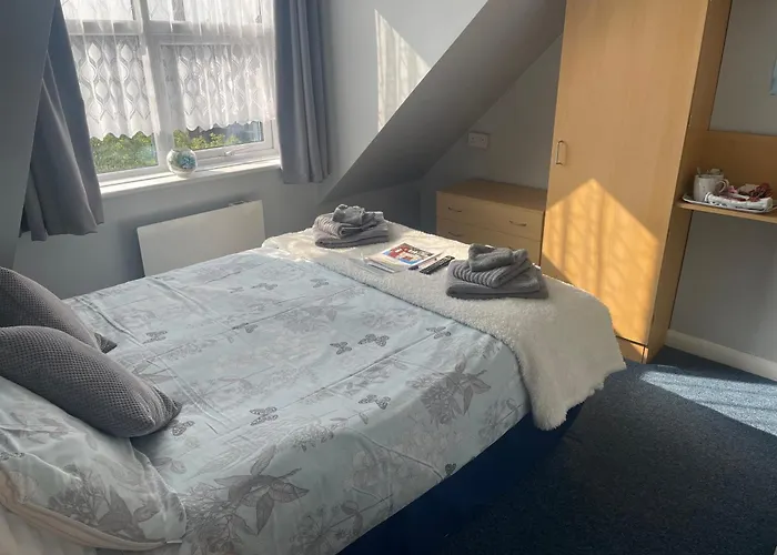 Ivydene Guest House